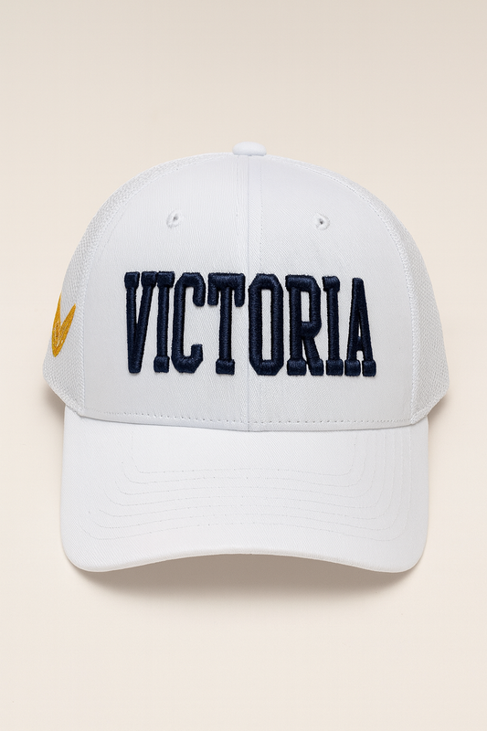 vraniCURE: Victoria Hat